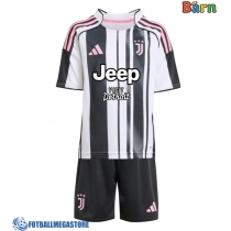 Fotballdrakt Barn Juventus Jonathan David #30 Hjemmedraktsett 2025-26 Kortermet (+ Korte bukser)